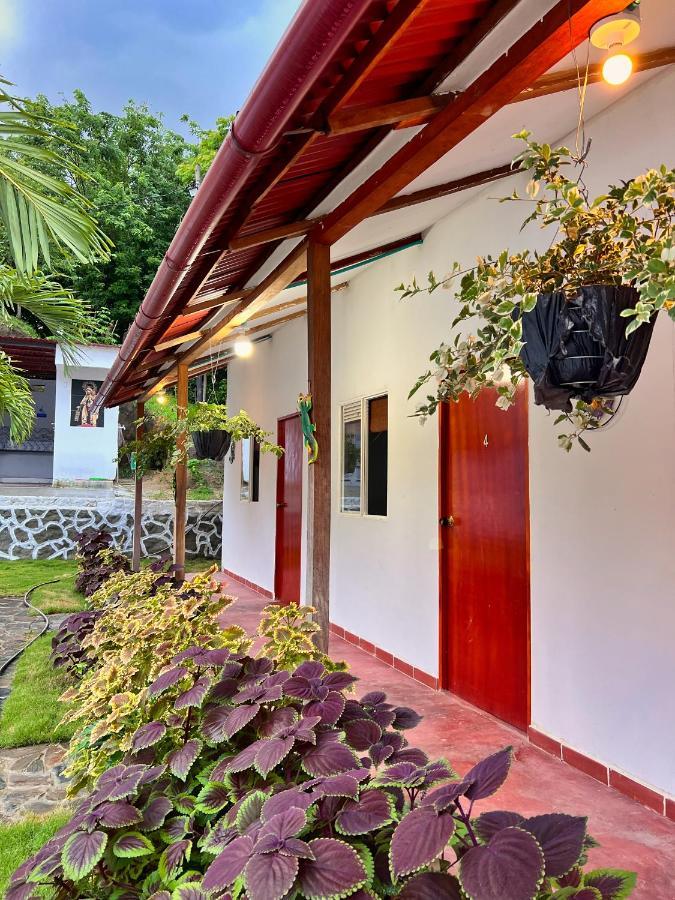 Cabañas Orlando y Más Na' Tayrona El Zaino Esterno foto
